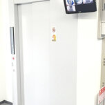「キーピット世田谷千歳台」トランクルームのエレベーター